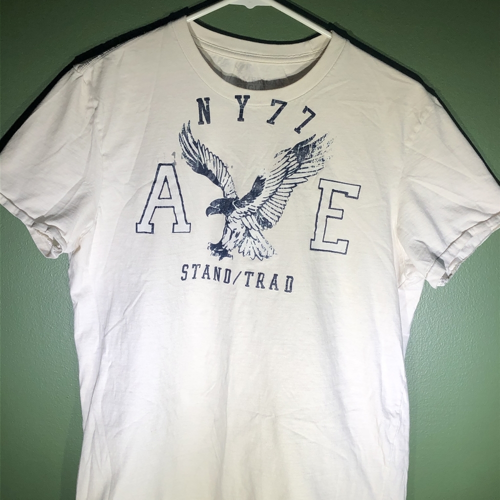 American Eagle Graphic T-Shirt Men's Medium